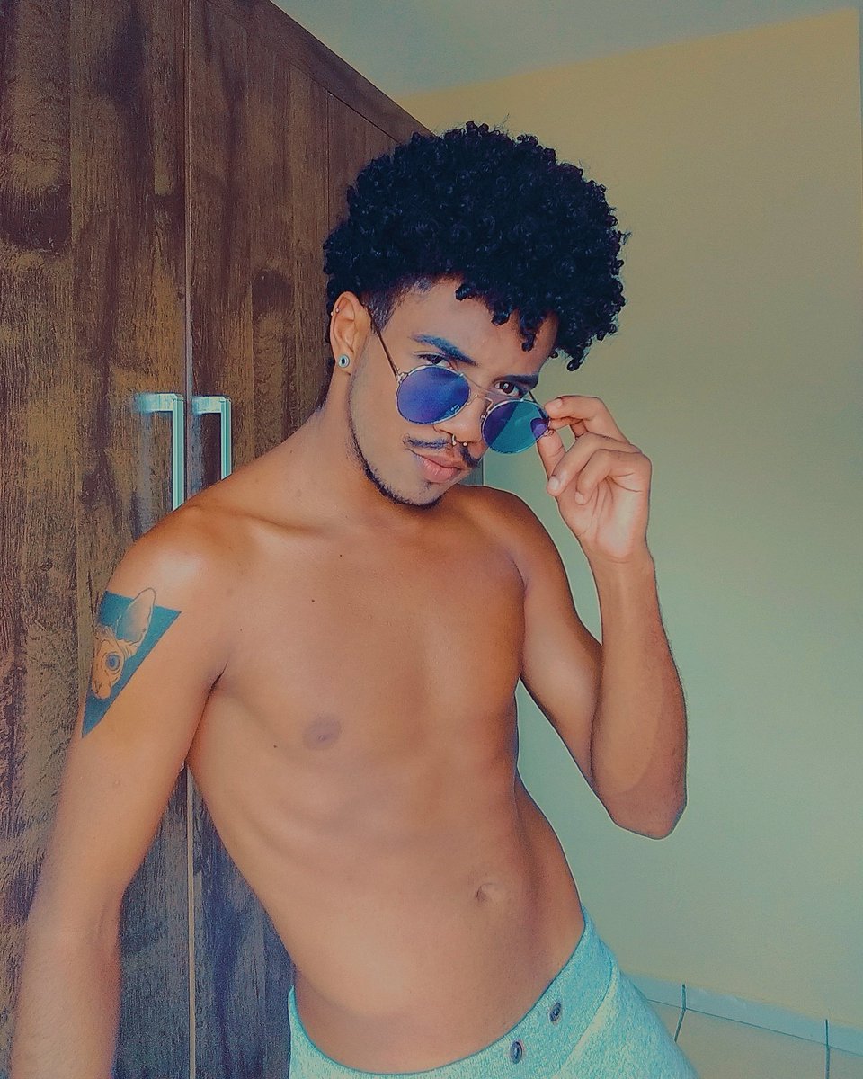 lucas_gommez1's tweet photo. #cachos #cachosbra #cachosestilosos #cacheadas #cachosperfeitos #cachosbr #cacheada #curlyhair #todecacho #cachospoderosos #cachosbrasil #cachoscute #cachosdopoder #cachosdivos #voltandoaoscachos #cachoslindos #meuscachos #curly #cachinhos #cacheadasdoinstagram #cachosdanegra https://t.co/nFvRXZKHlH