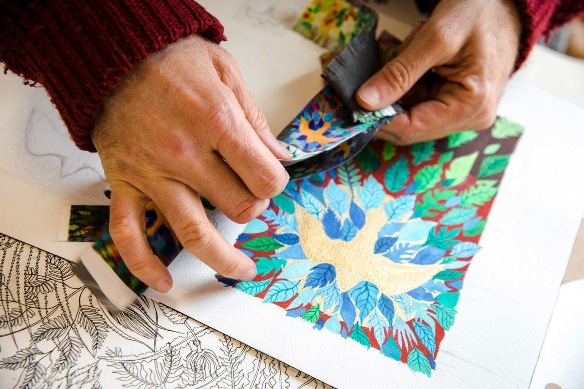 popupstudio_'s tweet photo. Quando la contaminazione creativa incontra l’impresa, nascono progetti innovativi! Ecco FIORANGELO City Mood, la capsule collection del calzaturificio FIORANGELO ispirata ai lavori di Gola Hundun, street artist internazionale, con la nostra direzione artistica di 
#popupstudioit https://t.co/x4GE22wJKN