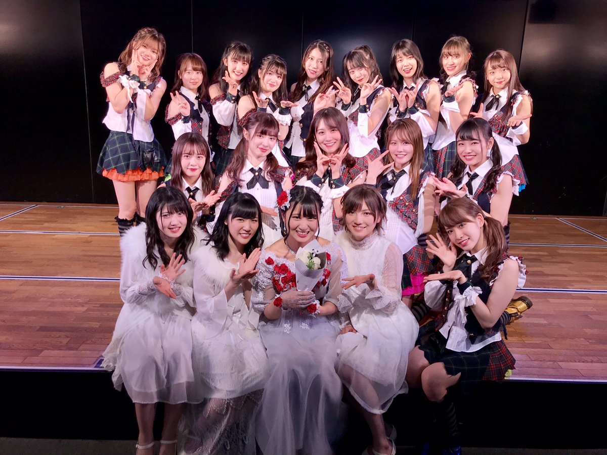 今日は #野澤玲奈卒業公演 でした。
最後の公演のために、手紙にしたためてきた卒業のご挨拶、博学多識なノザらしい、本当に素敵なスピーチでした😭
JKT48時代から含めて7年数ヶ月、応援してくださいました皆様、本当に有難うございました。
#AKB48劇場公演 #チームK