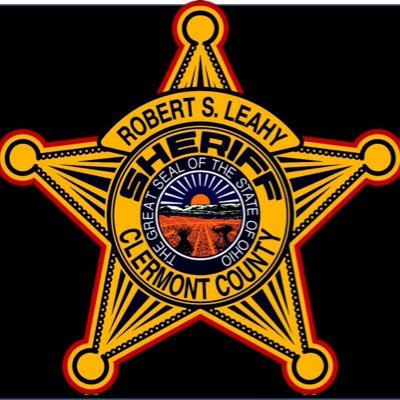 hcso_org's tweet photo. Our thoughts and prayers are with the Clermont County Sheriff's Office after hearing the tragic news that a deputy lost his life serving his community. We pray for the families and our brothers and sisters who are serving during this difficult time. https://t.co/cJo4GDasOy