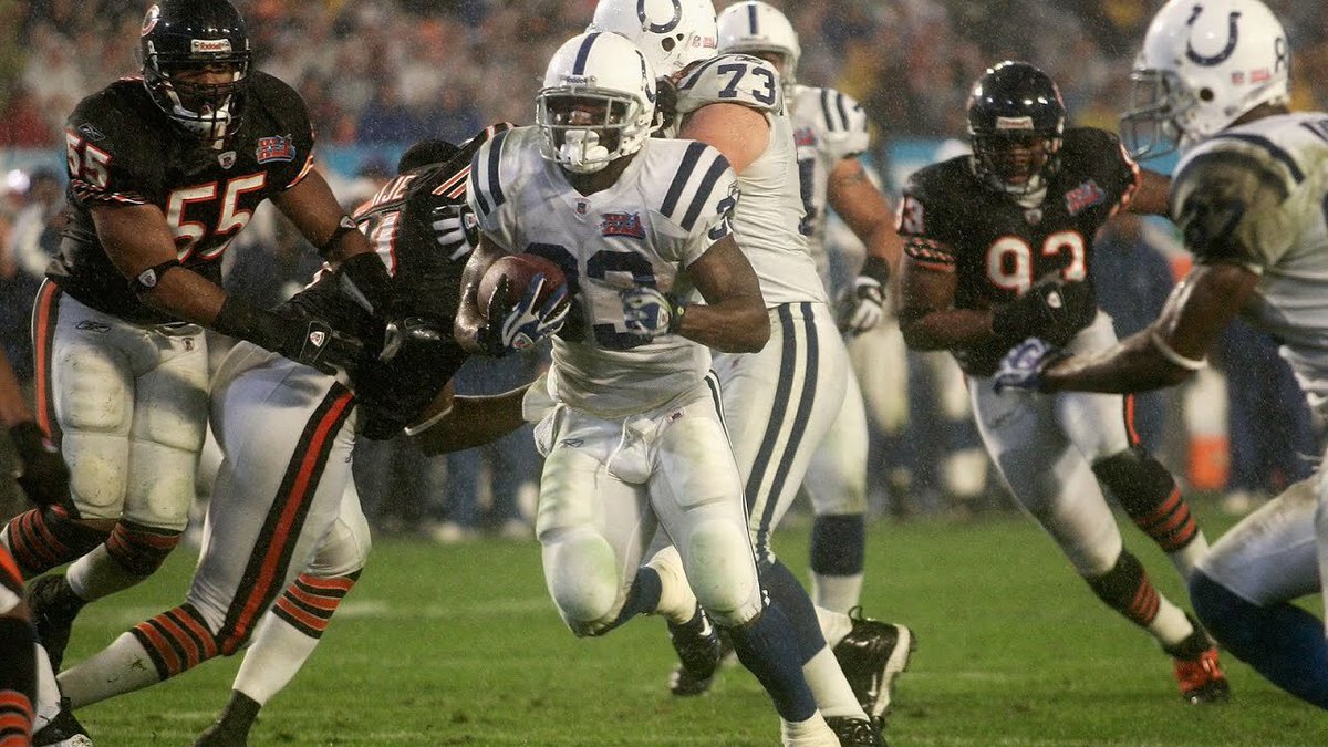 Peyton2L's tweet photo. π Edge didnβt get the HOF π call on #NFLHonors2019 βΉοΈ
Who is your favorite Indianapolis #Colts RB?
Do you have a special memory of them?
#EdgeWillBeInOneDay βοΈ
#COLTSNATION π
#RBStable π
#SoManyGreatRBs π€·ββοΈ
#SuperBowl https://t.co/NsUUsWLHt6