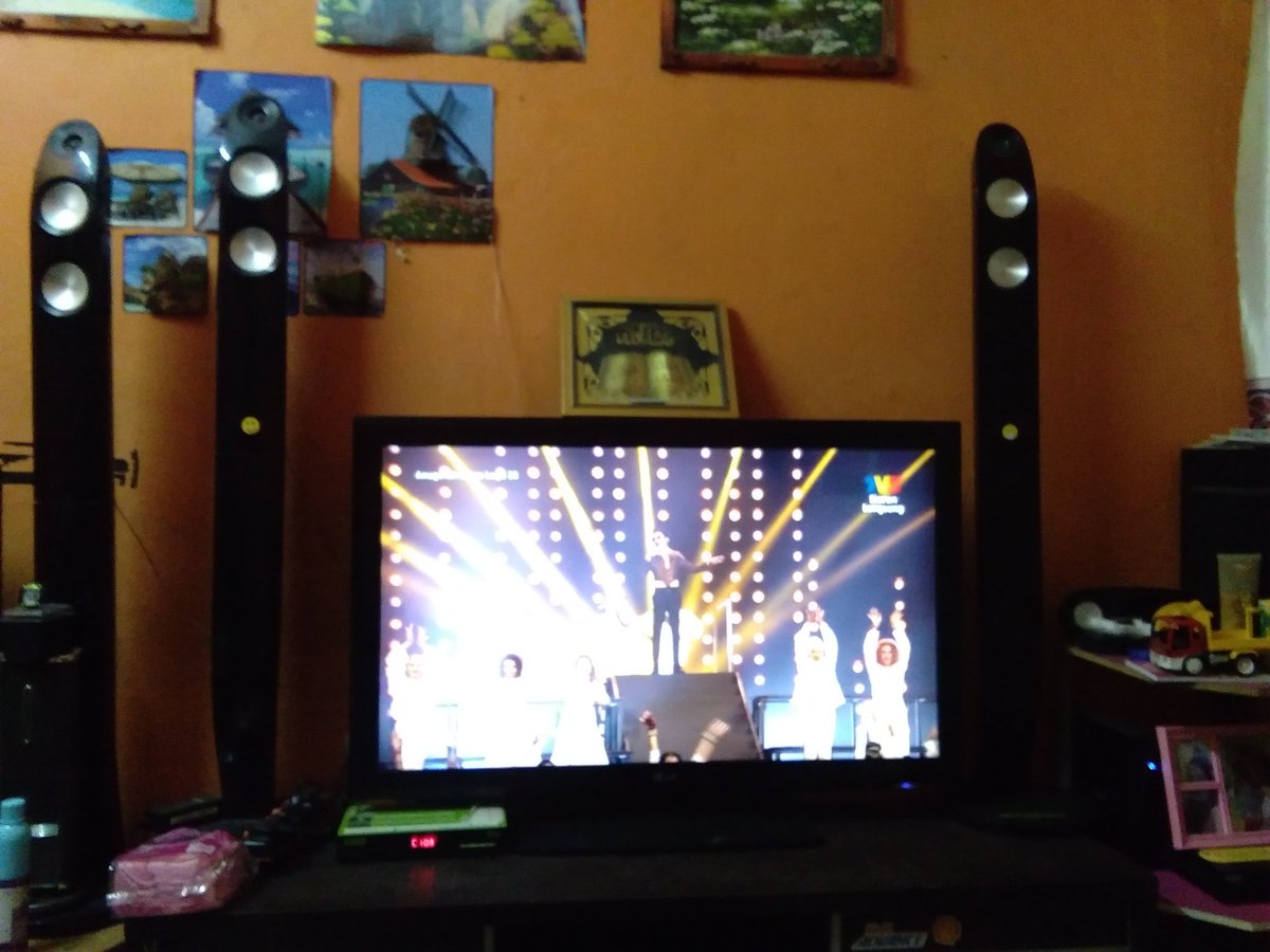 Rubieyah2's tweet photo. Best tngok #AJL33 https://t.co/ieklxwwu4o