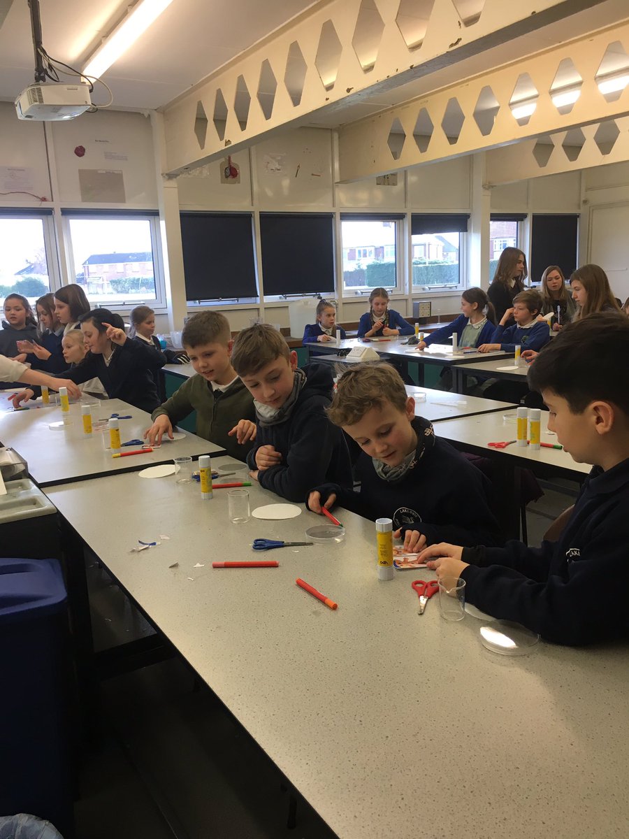 MandleMrs's tweet photo. Brilliant afternoon at Vale of York for science investigations. Team Elder and the rest of Year 5 really enjoyed it. Thanks @ValeYorkAcademy and Mr Orr for an inspiring time. @LakesideYork #buddingscientists https://t.co/61n6fVzsuf
