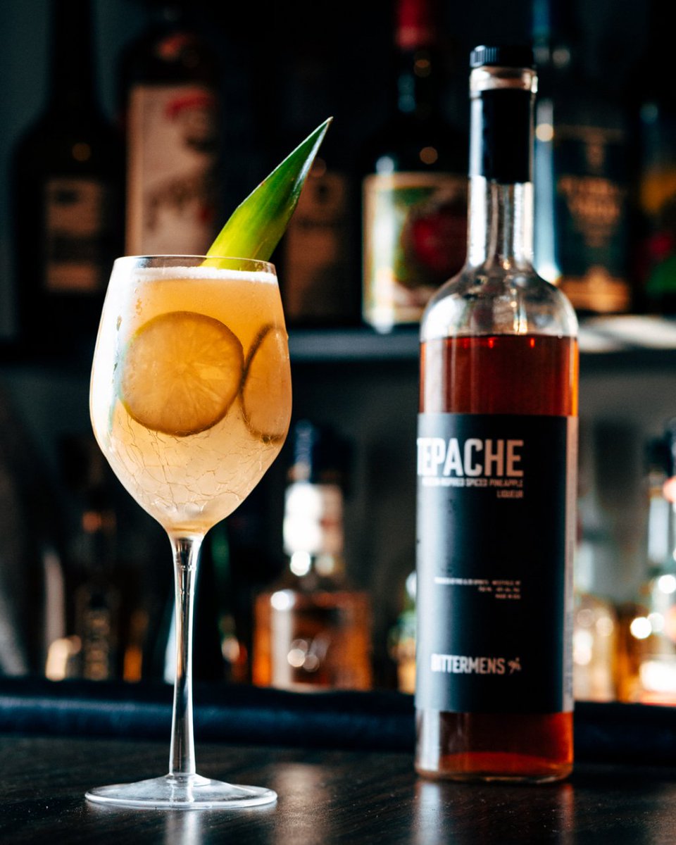 Superbowl LIII Punch – Summer in February themixlab.wordpress.com/2019/02/03/sup…