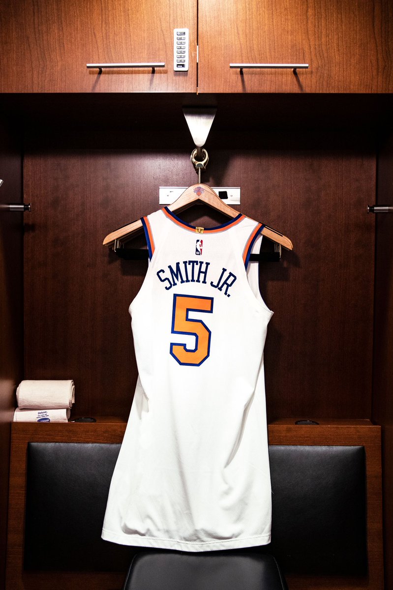 nyknicks's tweet photo. Suit up 👀 https://t.co/VsiUsNYMTD