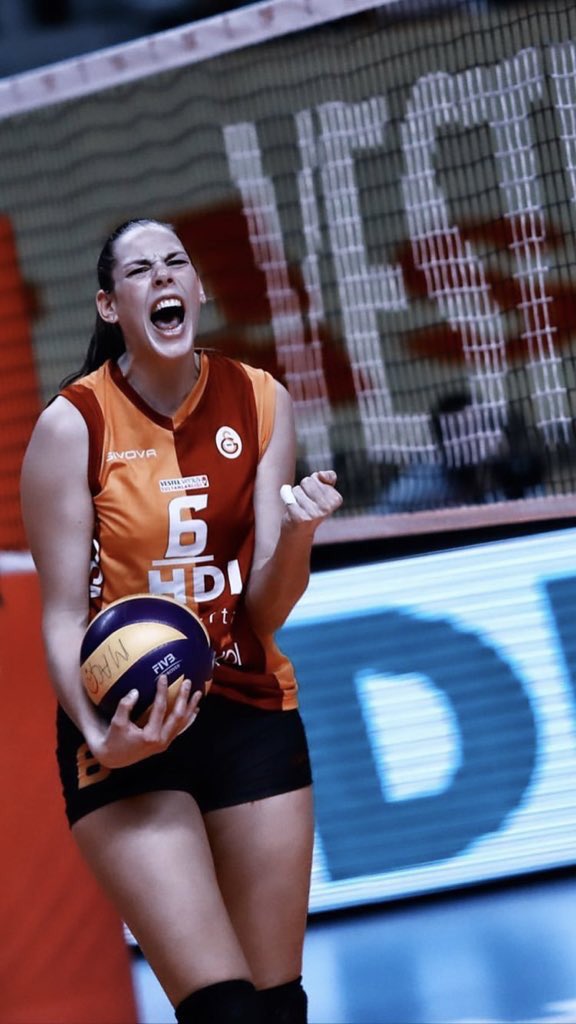 Aydın Büyükşehir Belediye 1-3 Galatasaray HDI Sigorta ❤️💛 so happy with this victory!! Thanks for all the support! What a great atmosphere to play !! ⭐️⭐️⭐️⭐️