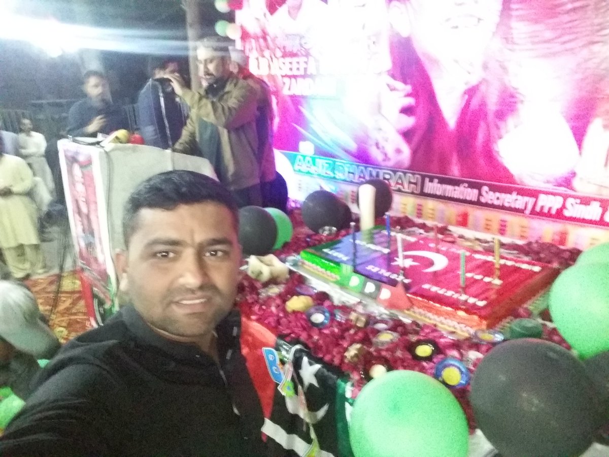 ImranAl436353's tweet photo. 26th birthday ceremony of @AseefaBZ organized by @AajizDhamrah at district council Hyderabad. #HappyBirthDayAseefaBZ #HBDAksEBenazir https://t.co/0JbXHE2ATI