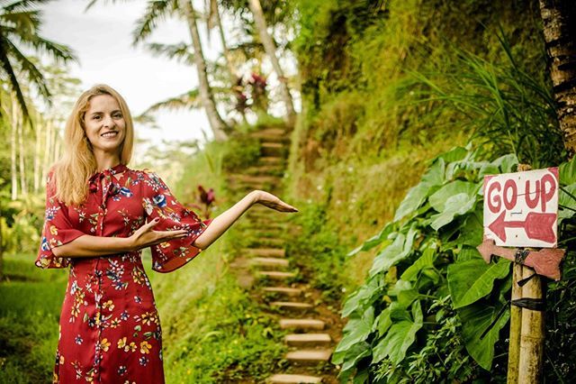rostoryteller's tweet photo. Always GO UP and never look back. ⁣
Shh...listen to the woman, god damnit :)⁣
-⁣
-⁣
-⁣
-⁣
-⁣
⁣
#listen #goup #neverlookback #alwaysright #goodfriend # #reverbnation #hiphopartist #riceterraces #bali #ubud # #balilife #explorebali #balicili #balig… https://t.co/IzVAgOO2K4 https://t.co/nGYoxUF9W1