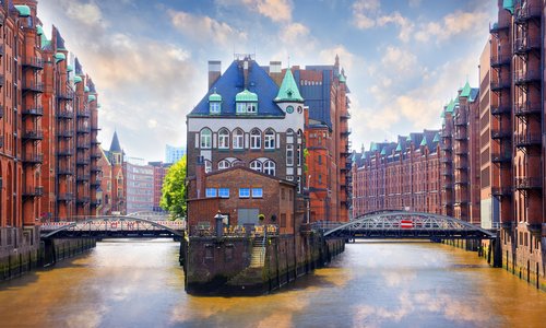 7-must-try restaurants for everyone who enjoys fine dining. If you are planning your next trip to Europe, don't forget to book your table. Yes, there is usually a very long waiting list. #michelinstar #foodies amp.gs/VQiL