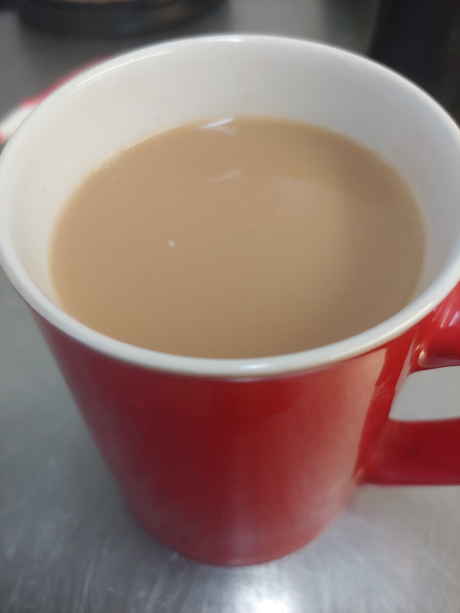 Afternoon cuppa on day 3 of #Februdairy with <a href="/Goatylicious1/">Goatylicious</a> #rawgoatsmilk.  This the only milk I have had for the last 44 year, here is to many more mugs of my favourite brew.  Cheers to #dairyfarmers!😄😄