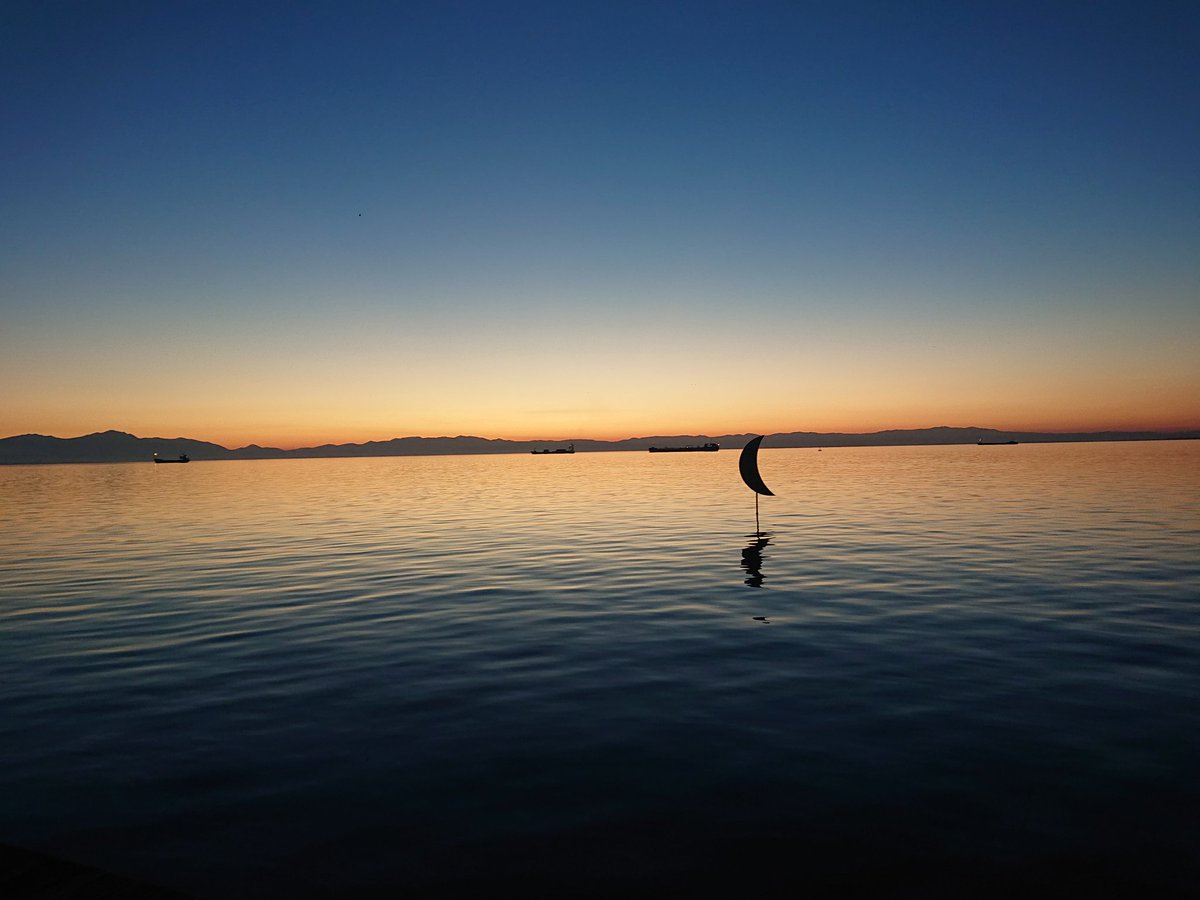 ialios tweet picture