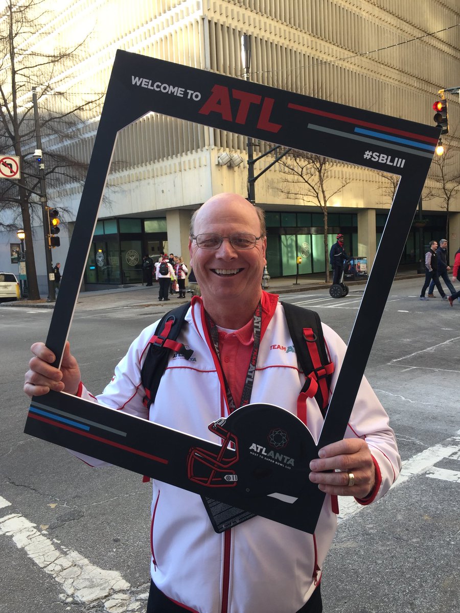 Chris Holloway tweet media