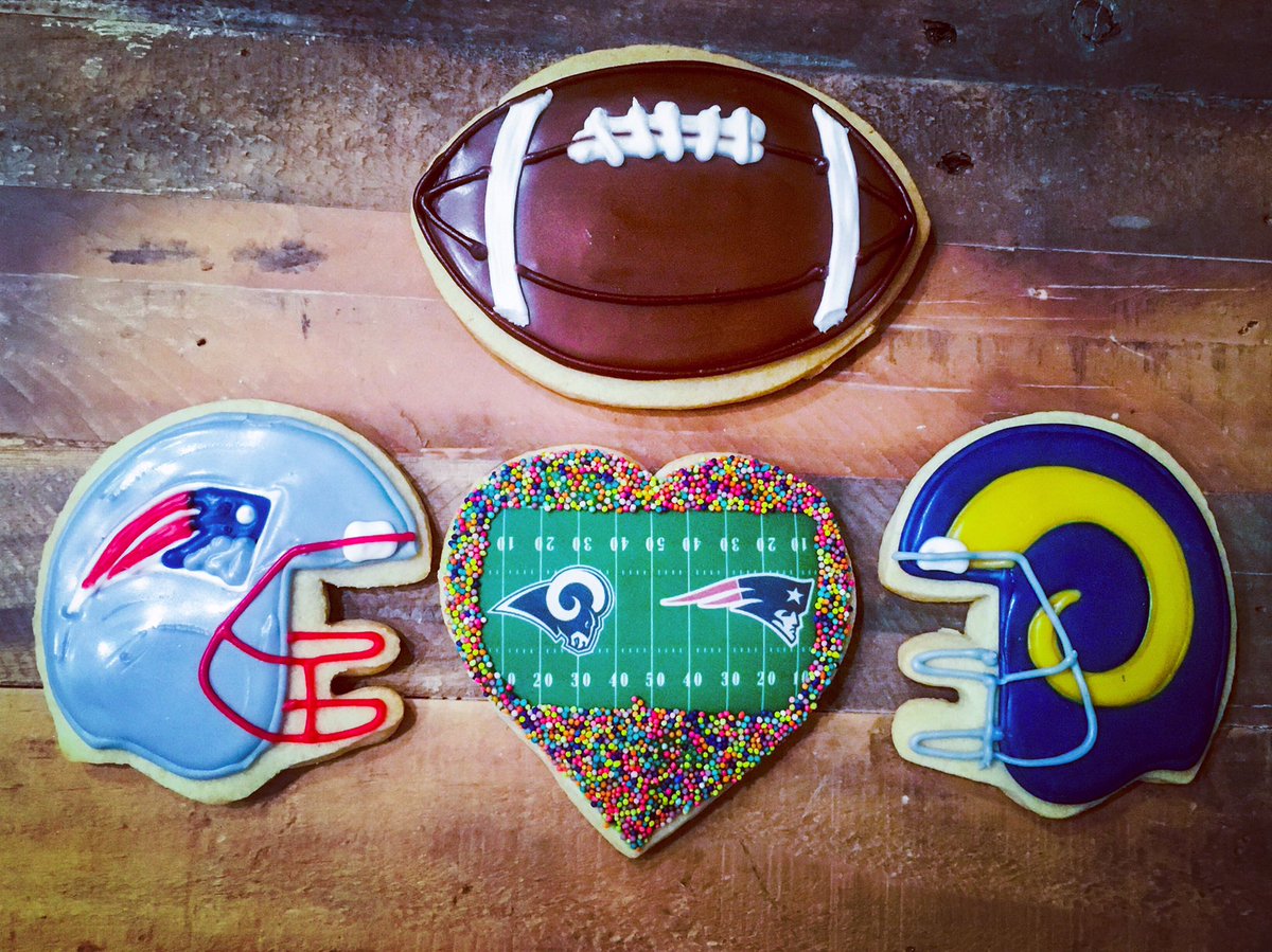 ralvyandbubba's tweet photo. Let’s get ready for some football! It’s Super Bowl Sunday!!! #football #SuperBowl #Rams #Patriots #LosAnglesRams #NeeEnglandPatriots #bCandy @BCANDY_OC #SuperBowlSunday #🏈 @RamsNFL @Patriots @NFL https://t.co/BbZ7XDSecf