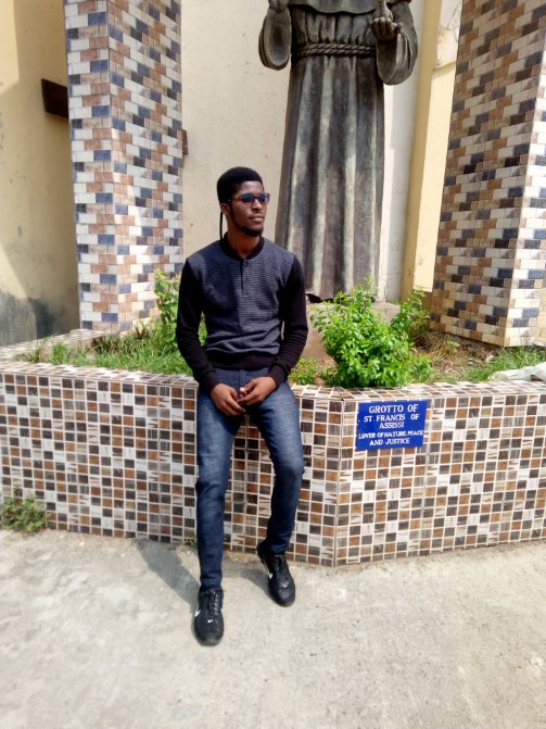 DaveedPro's tweet photo. #gatefullheart
#Mac_D
#beautifulsunday
Love conquers all
Decided to take a shot snapshot https://t.co/uotrJfVF13
