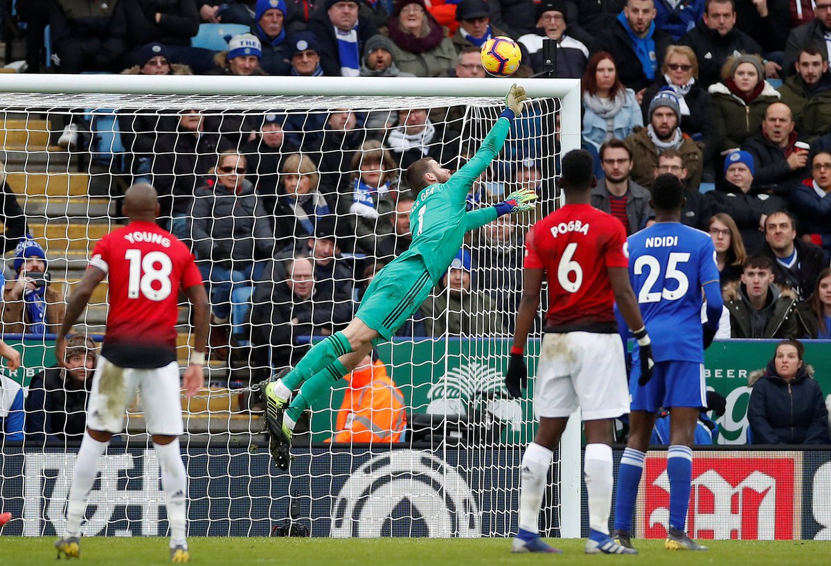 English_AS's tweet photo. Simultaneously watching Oblak and De Gea
#classkeepers https://t.co/5idpfQNfhr