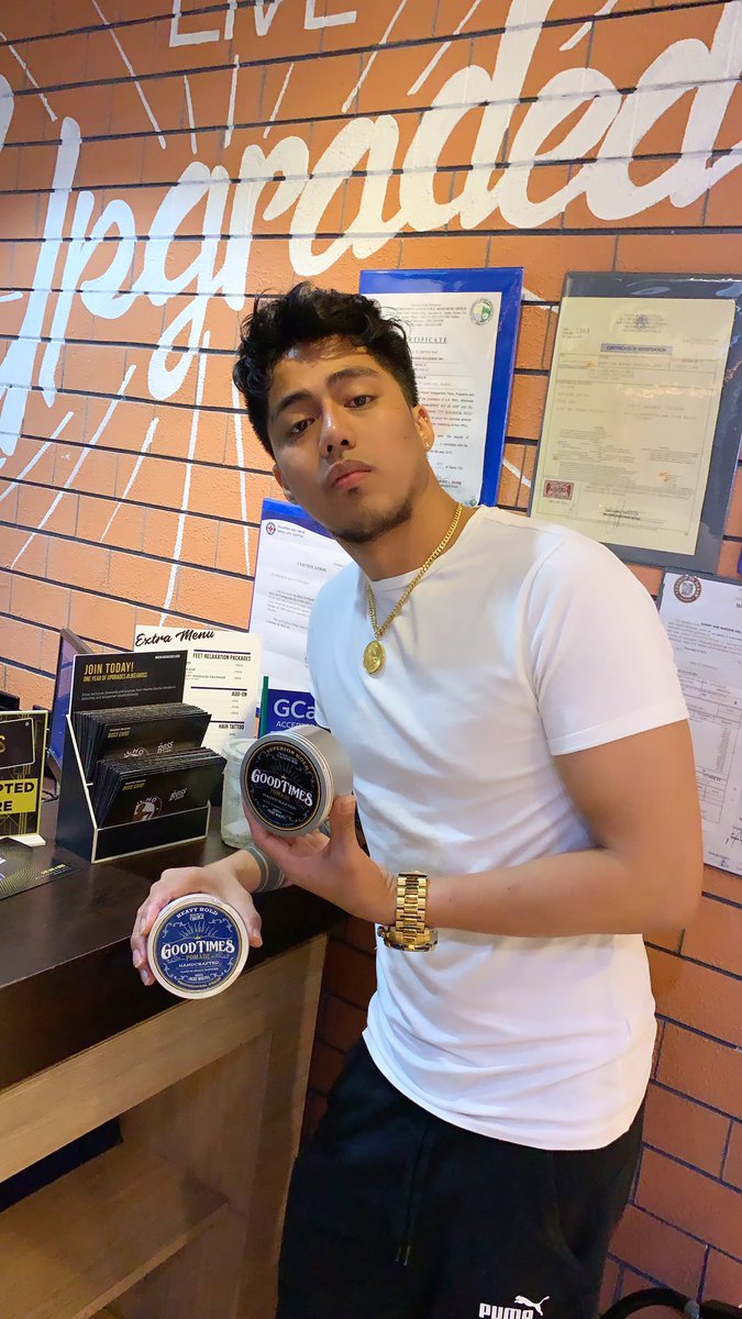 chad_penkian's tweet photo. Success favors the well groomed😏.
A gigantic thanks to my Macho Mucho family for the upgrade!!! Check them out in yah nearest neighborhood Macho Mucho Shop!!! 
#upgraded #machomucho https://t.co/Gq1QssryzX