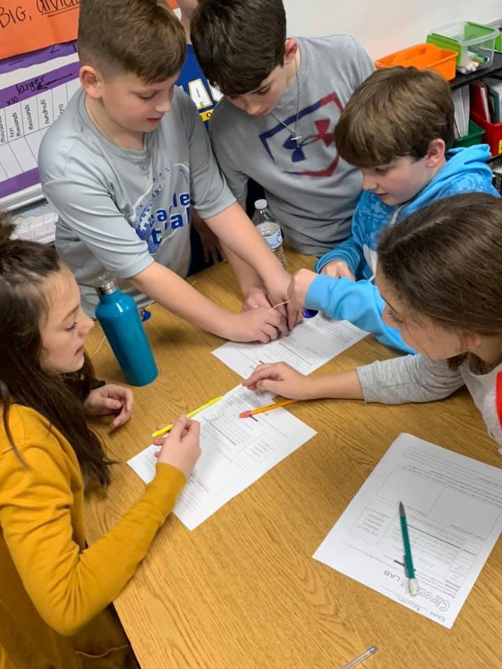 87rhs's tweet photo. Circuit Lab and Electrostatic Discharge Lab #brockintermediate @ingiasaxton https://t.co/k1bBYGOocz