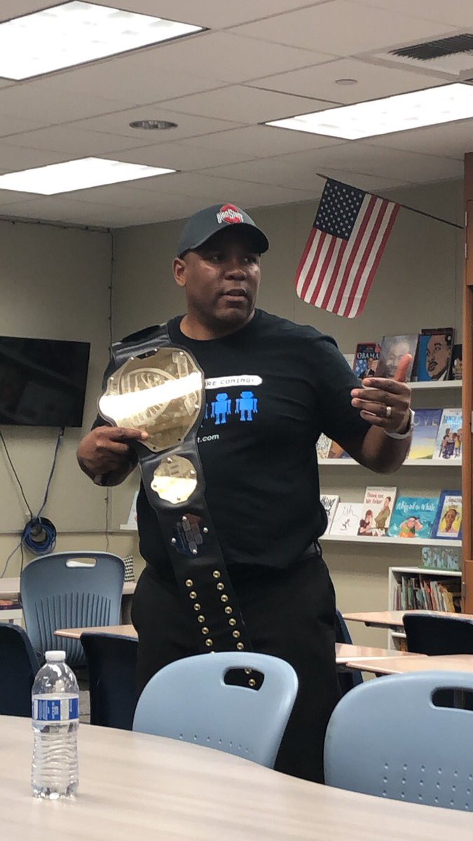 PassionateEDU's tweet image. Thanks to ALL the awesome educators who planned, hosted, attended and presented yesterday @CoachellaCUE #TechFest19! The event was amazing!! #WeAreCue @SueThotz @RandallSampson @Simonometry @Techy_Jenn @MrBAFisher @DesertSandsUSD