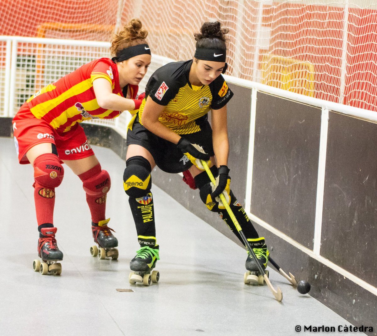 mcatedra95's tweet photo. 🏑 Finalitza la 1a volta a l'#OKLligaF amb els següents marcadors:

Manlleu 1-2 Palau
Vilanova 6-2 Liceo
Girona 2-2 Cerdanyola
Bigues 3-0 Alcorcon
Voltregà 1-4 Rozas
Reus 6-1 Cuencas
Gijón 5-1 Vila-sana

1. Palau 36pts (+1) 
2. Manlleu 34 pts
3. Gijón 31pts
4. Voltregà 26pts https://t.co/O4s0x5Dx9m