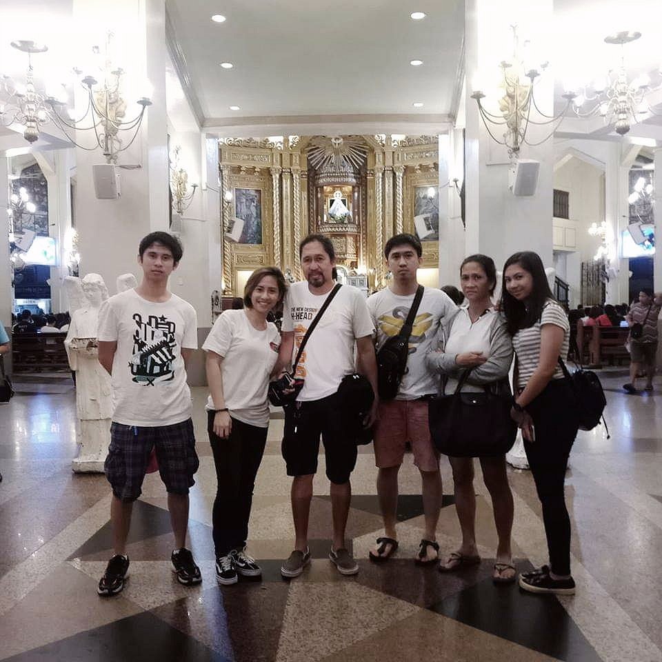 ktaaaaaaaan's tweet photo. Church x dinner date wt fam ❤👪 #completefambam @trinaaaatan https://t.co/zDz5P02e8f