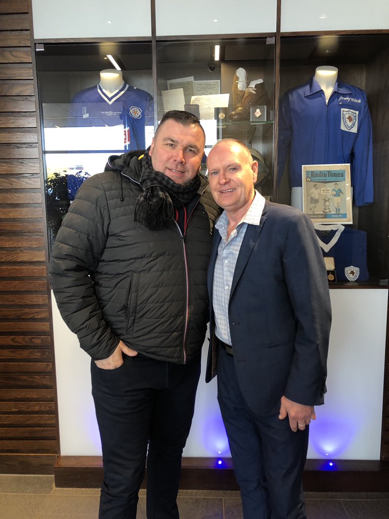 Been with this legend this afternoon along side Shane Whitfield fantastic hospitality guys love always Si 👍