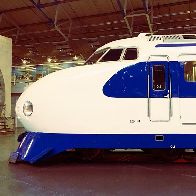 sbamueller's tweet photo. #shinkansen Series 1 at the National Railway Mueseum #hochgeschwindigkeitszug #parabel #hyperbel https://t.co/VmvsR0AIkE https://t.co/BZqD4CgWiP