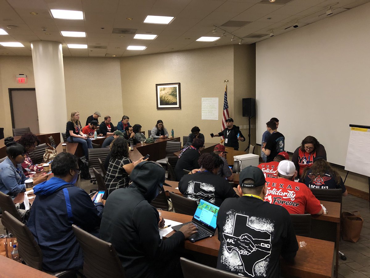 MontserratforTX's tweet image. Dallas YALL planning session #TXYALL #txlabor2019 #IgnitetheFight @dallasaflcio @AFLCIONextUp