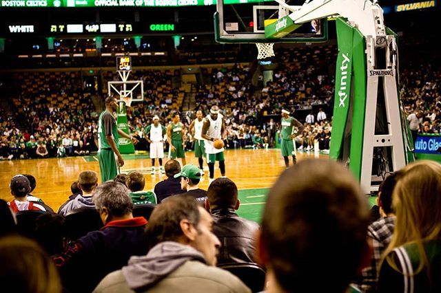 PARTYbyJohnLee's tweet photo. 2 tickets Celtics vs Thunder @ 2pm

DM me for price https://t.co/zd3X7b24nV https://t.co/86COtNRulw