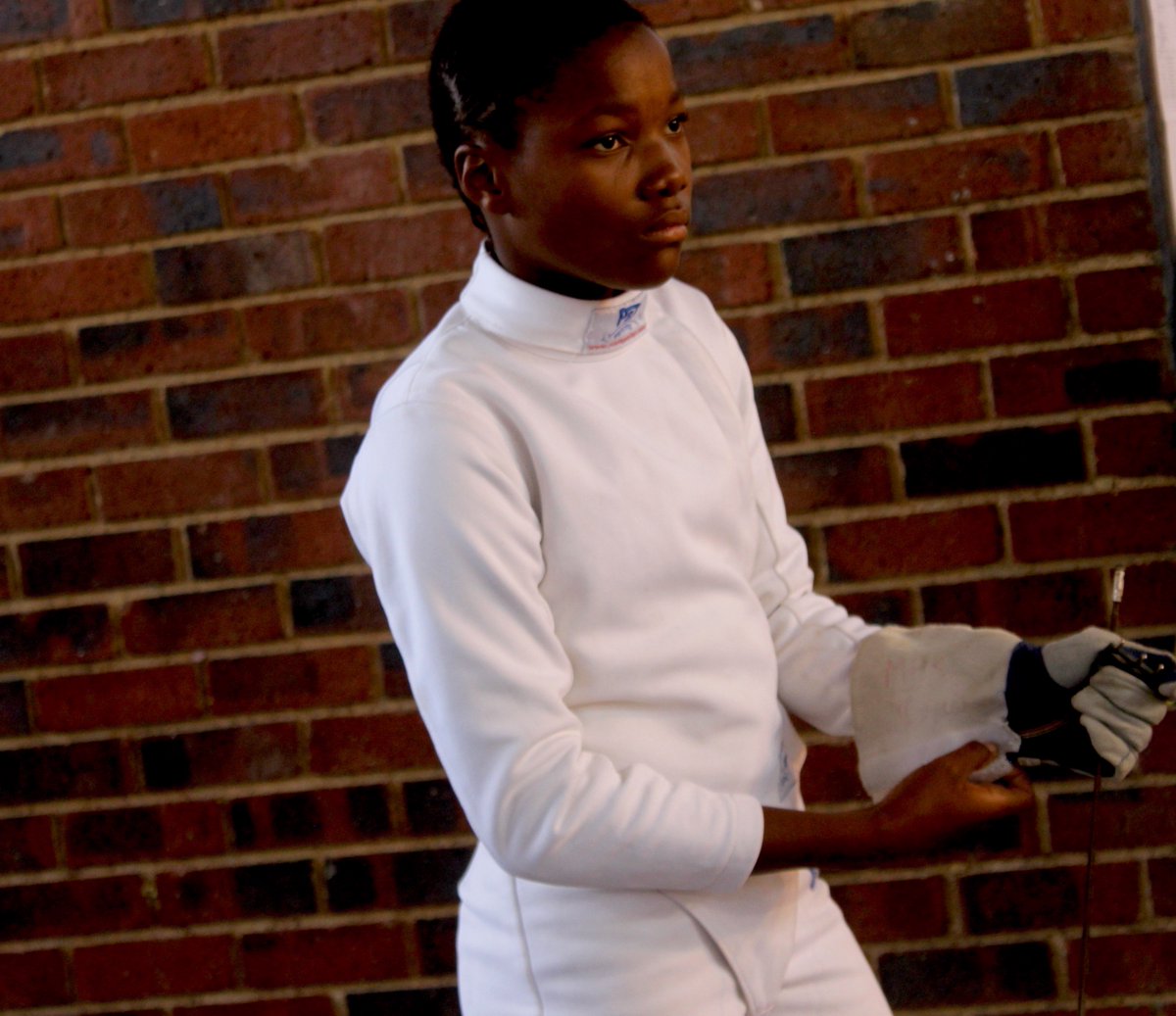 cherylroberts00's tweet image. She lives in Soweto, schools in Soweto, belongs to a sports club in Soweto. And this weekend, 12 year old Mpho Mahlala won a junior sports championship title in Soweto. 12 year old Mpho is the South African under 15 junior fencing champion! Big up Mpho, Soweto's sports girl champ