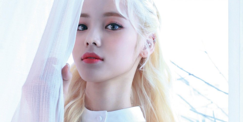 LOONA's JinSoul peeks from behind the curtains for 'XX' comeback teaser ...