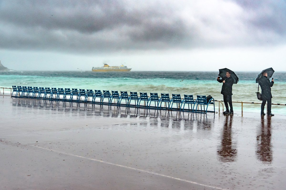 Week-end pluvieux <a href="/VisitCotedazur/">Côte d'Azur France</a> @Nice_Tourisme <a href="/VilledeNice/">Ville de Nice</a> <a href="/MeteoCotedAzur/">Météo Côte d'Azur ☀️</a>