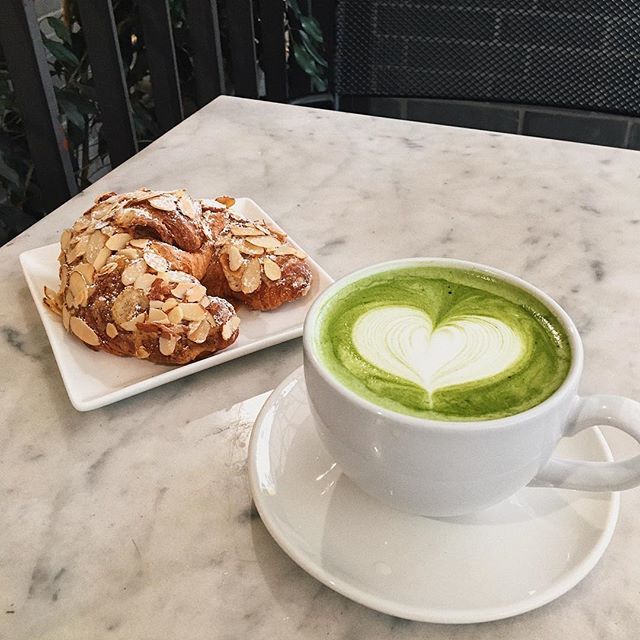 KLATcafe's tweet photo. Stay dry and cozy everyone 😊🌿
.
.
.
.
#cafe #brunch #klat #madang #laeats #latteart #stumptowncoffee #coldbrew #hotchocolate#matchalatte#pastries#colorlatte#yelpla#클랫 #마당몰 #스텀프타운커피 #엘에이맛집 #라떼아트#컬러라떼 #브런치맛집 #한타맛집 https://t.co/ic82fykIUL https://t.co/36gheNyEDc
