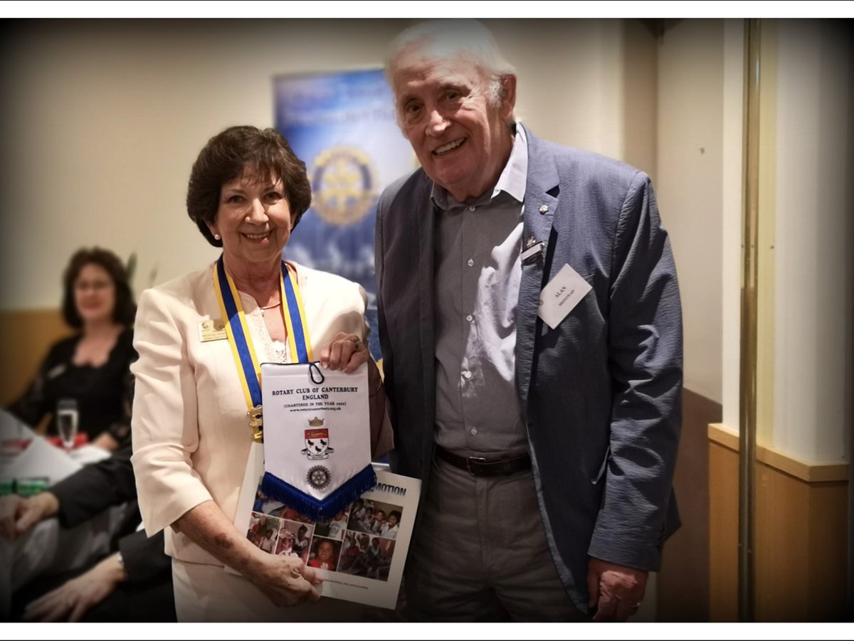 RotaryCantUK's tweet image. One of the great things about being a #Rotarian is that you're warmly welcomed at clubs all around the world. Here, one of our Members tells us of his visit to @RotaryFWB: bit.ly/2DS7vEo 
#FreshwaterBay #Australia #WarmWelcome 🌏