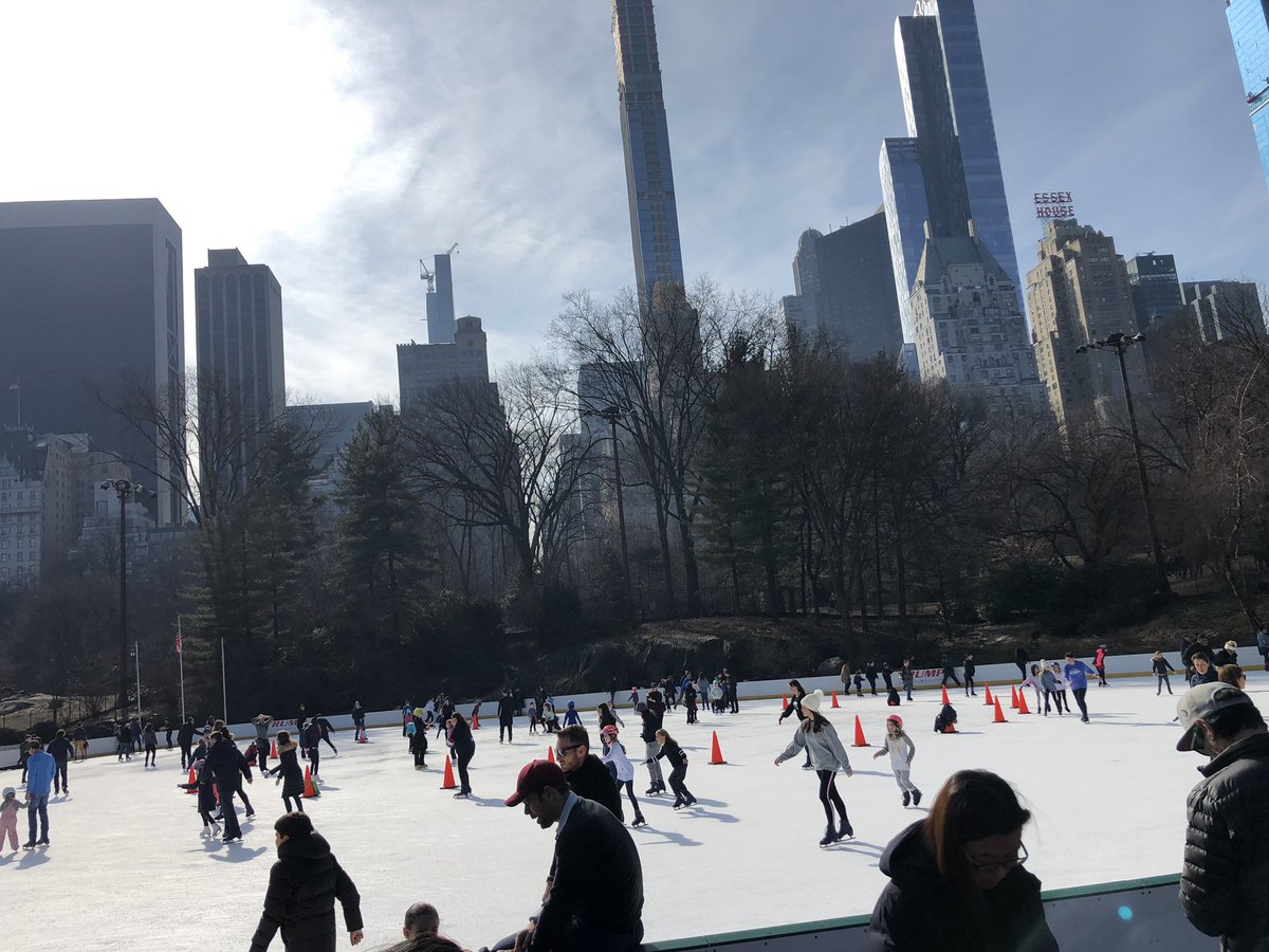 QCEventsLtd's tweet photo. Our clients have had a wonderful morning on the ice in Central Park! Couldn’t have asked for nicer weather after the Polar Vortex!#centralpark #nyc #incentivetravel #events #QCTeam #MakingMemories https://t.co/EOQ3bdQXHb