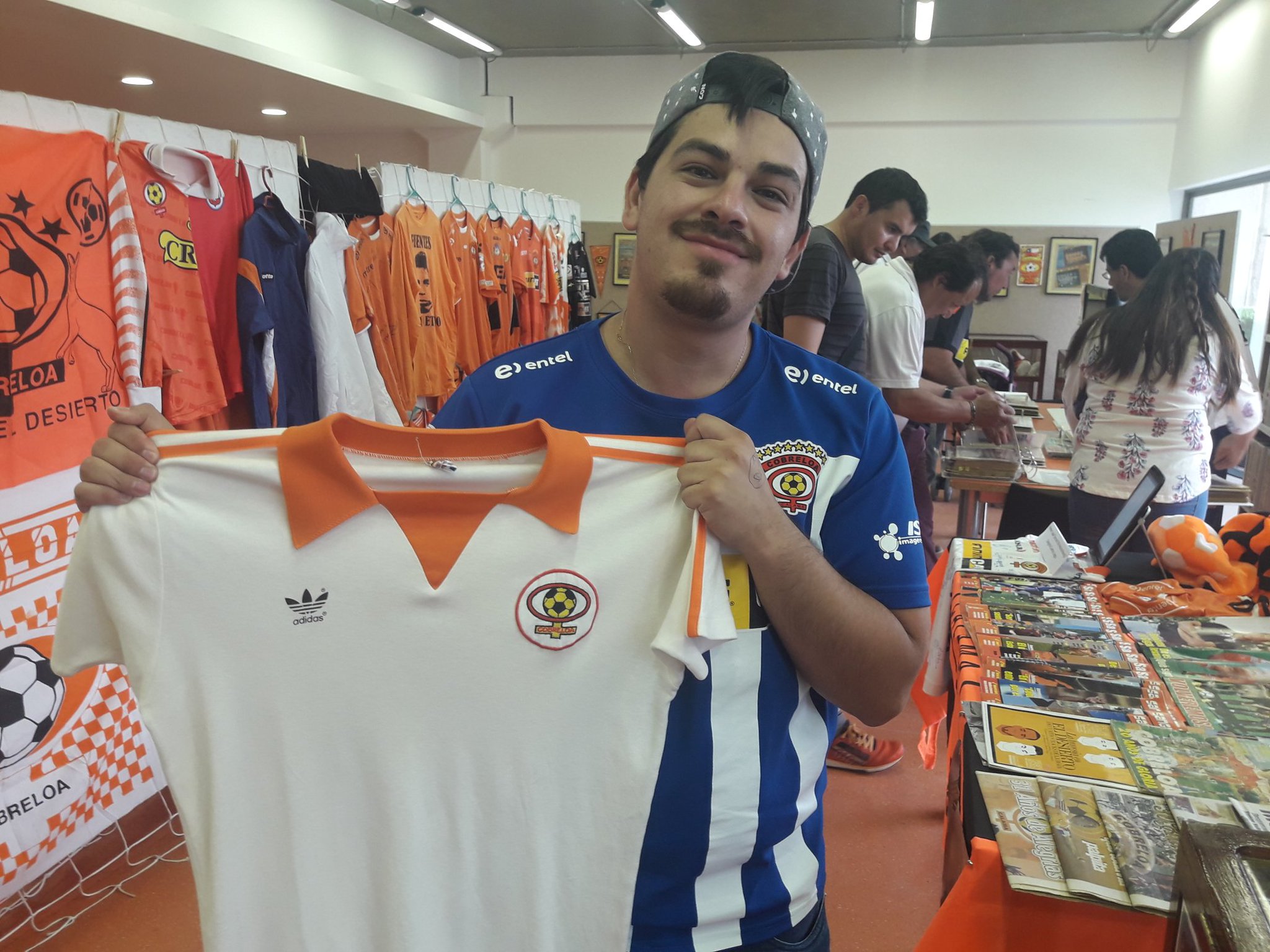 Hugo Marambio Miranda Ø¹Ù„Ù‰ ØªÙˆÙŠØªØ± Camiseta Original De Cobreloa 1982 Una De Las Joyas Que Llegaron Hasta El Primer Encuentro De Coleccionistas En El Estadio Zorros Del Desierto De Calama Recuerde Que
