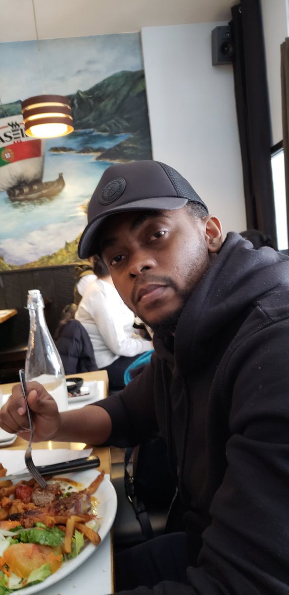 eprammo2's tweet image. having a great meal in Montreal