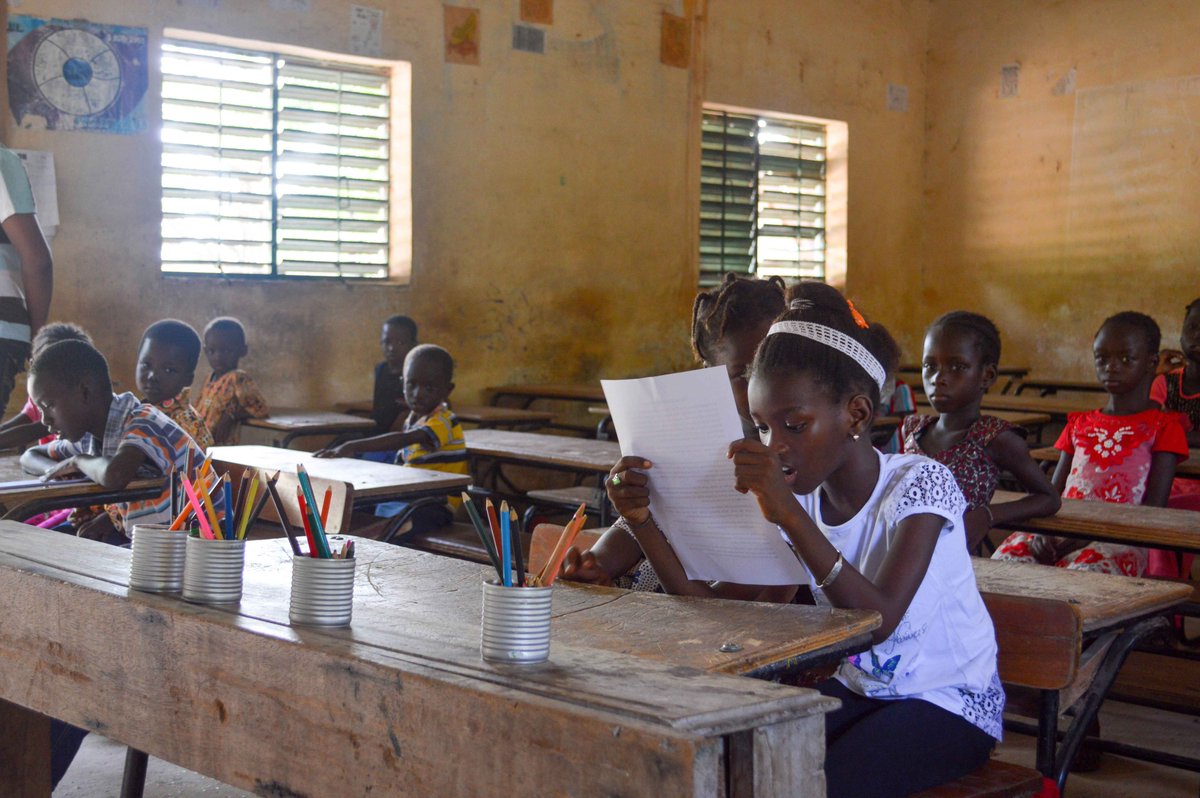 TanakaLabor's tweet photo. 3, 2 , 1... ¡Comienza la función en Tanaka Project! #Educaciónydesarrollo #Senegal #gentemaravillosa #AidaONG #Cooperación #amor #EducationDay #Socialimpact #FelizDomingo #Castilla y #León #photography #pressforprogress #womenintech https://t.co/7RYRKQx29O