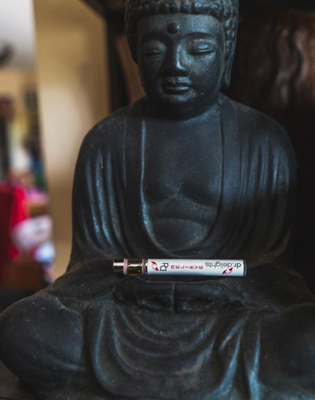 realDrDelights's tweet photo. 😌 Sweet RELIEVE! A favorite for easing pain and inflammation. With #THC or #CBD-only at https://t.co/N8N8NGuSp5. #california #vape https://t.co/vMH1slEdYR