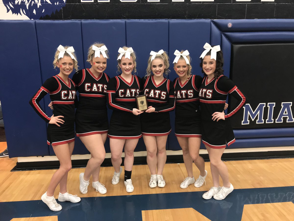 franklin_cheer's tweet photo. Congrats comp squad for qualifying for State with a strong routine ๐ช๐ป #firststeptostate #fighttotheend https://t.co/qfxAkPr9IT