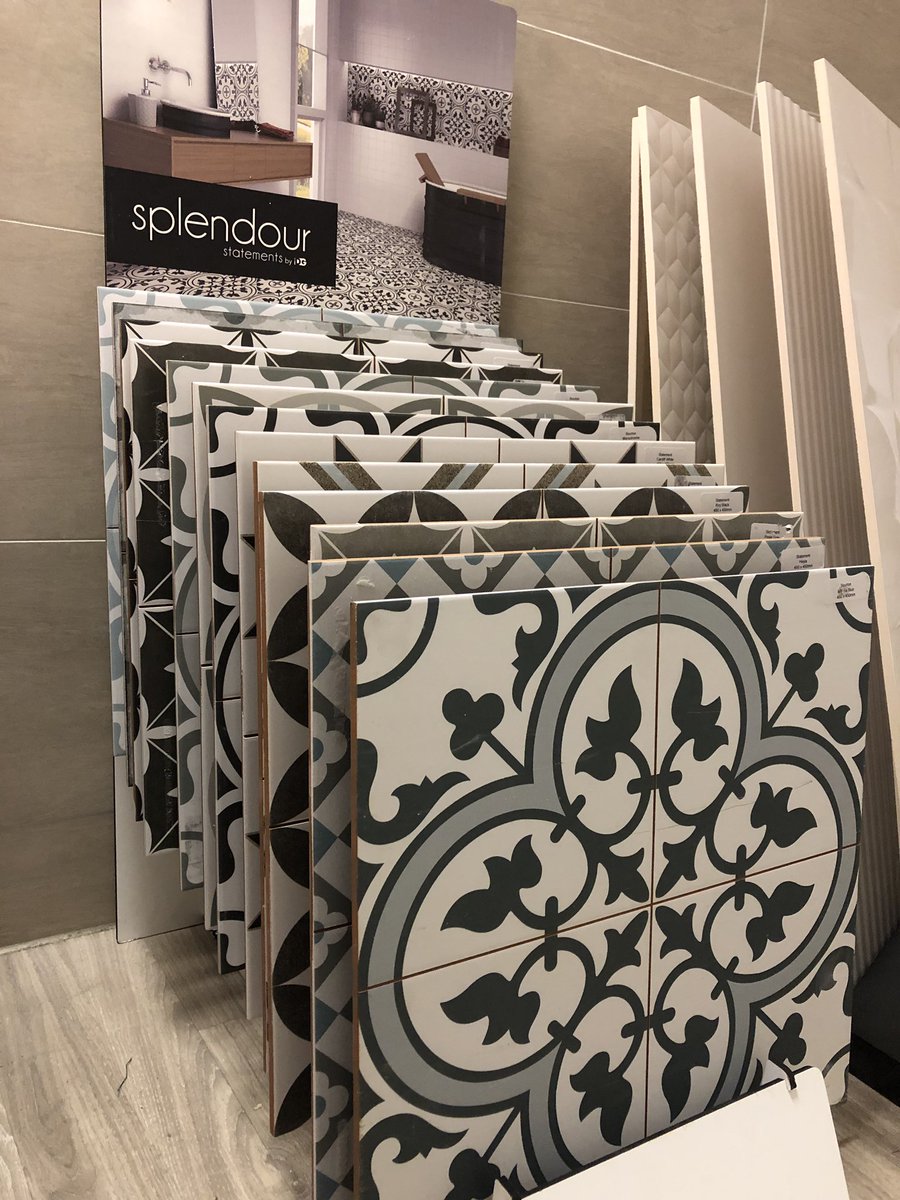 PureStyle33's tweet image. Loving our new tile display #Darwen #tiles #blackburn #splendour #mosaic