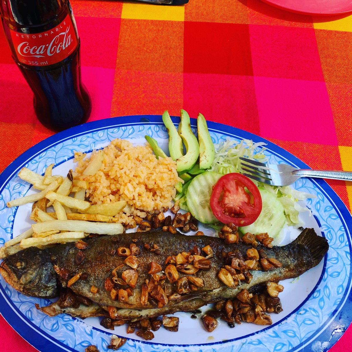 Howeverandever's tweet image. VAMOS A DISFRUTAR DE UNA RICA TRUCHA 
🐠  #trucha #fish #eattime #healtyfood #lifestyle #goodday #blessed #howeverandever #youtube #followers #likes #socialnetwork #internet #world #people #nature #life