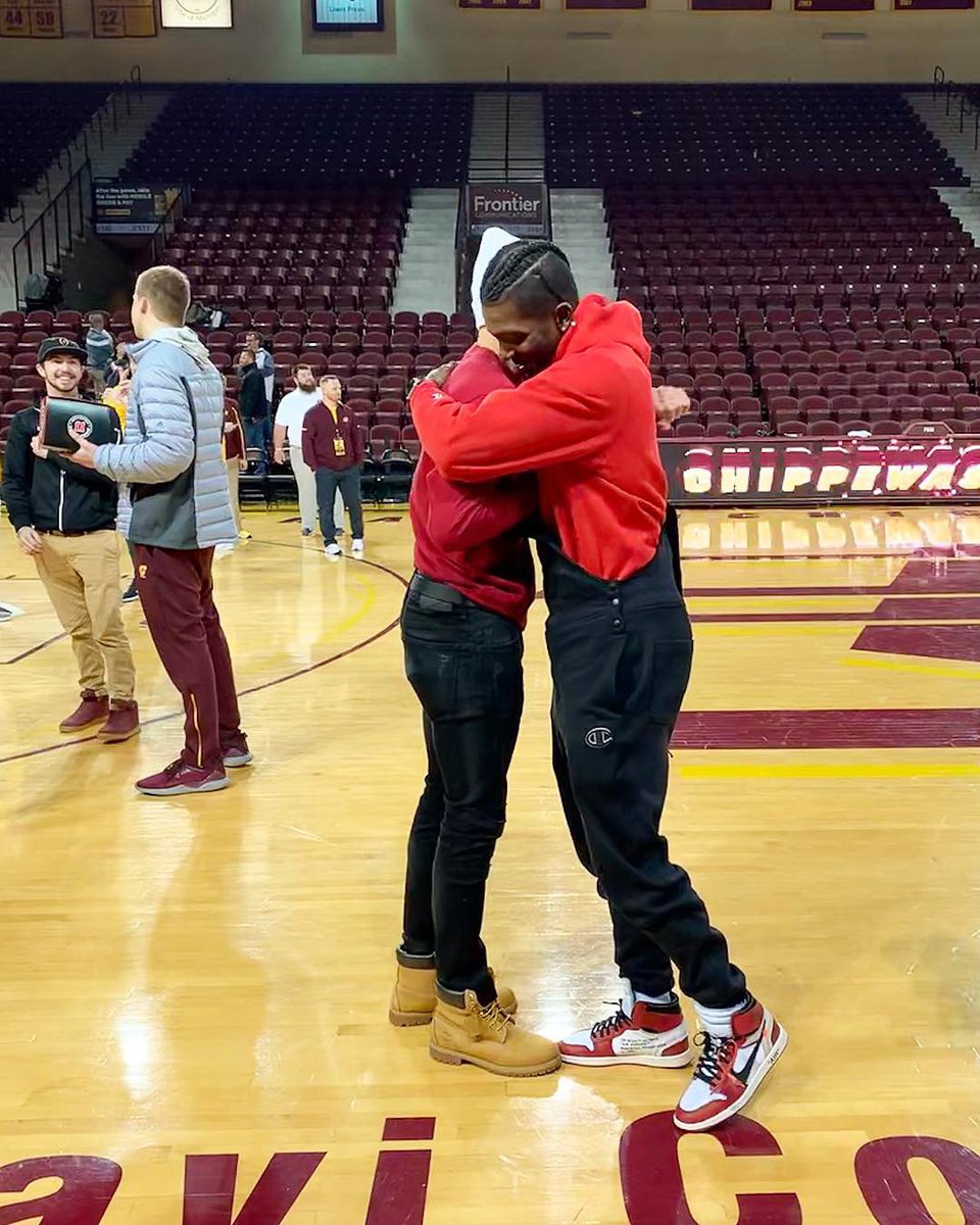 leekleek217's tweet photo. S/o to the Chips on the dub last night. And to my bro @LarryAustinJr for doing his thing #217Made #hesupnext https://t.co/G5AQz373Z3