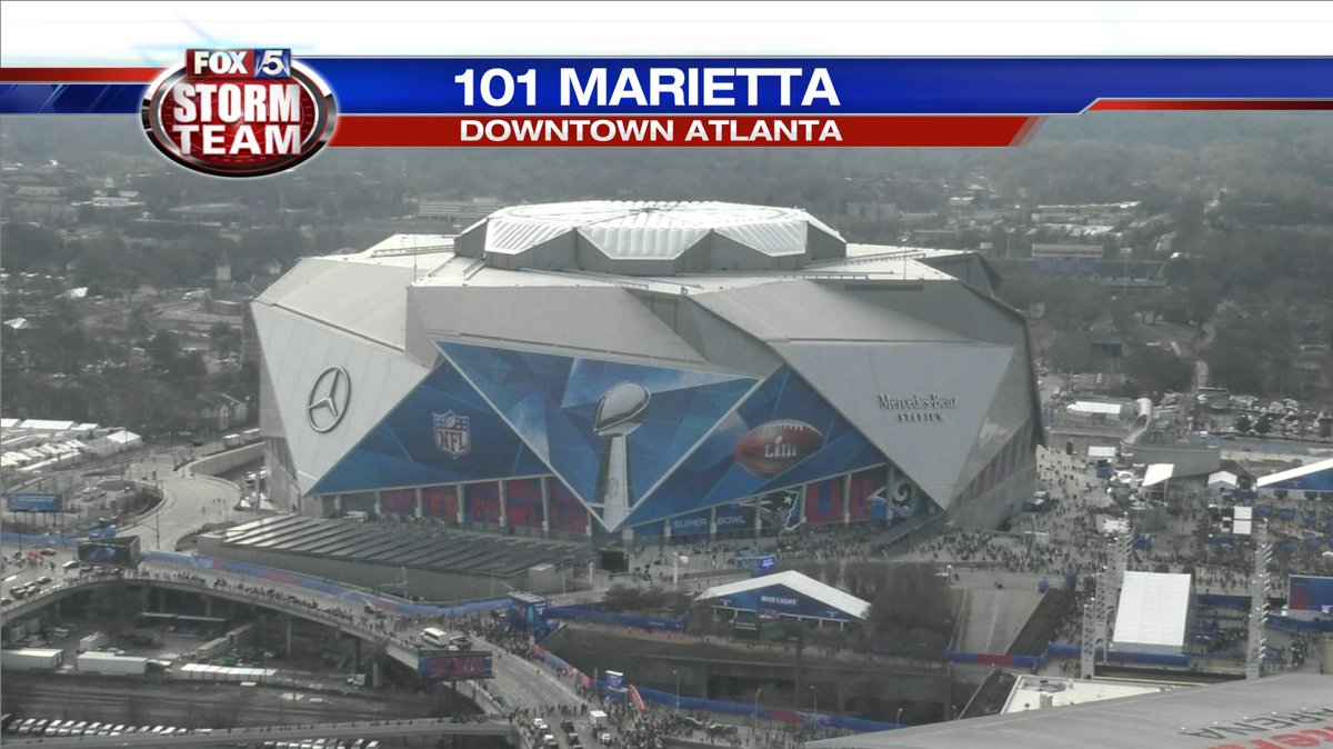 jeffhillfox5's tweet photo. Looks like a perfect evening to open the roof! https://t.co/RHweIbUZ8J