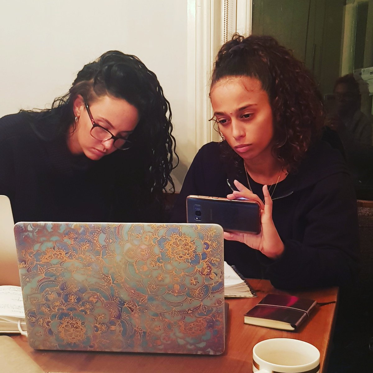Sharon De Leonardis (@sharonjde) on Twitter photo Dancers Network UK planning day, yes on a Sunday. Love the girls commitment to thier organisation, I'm honoured to be a critical friend to this organisation. <a href="/RithyP/">Rithiely Pereira</a> <a href="/lilihodge_x/">LiLiHODGE π</a> <a href="/dnetworkuk/">Dancers Network</a> Dancers Network UK planning day, yes on a Sunday. Love the girls commitment to thier organisation, I'm honoured to be a critical friend to this organisation. <a href="/RithyP/">Rithiely Pereira</a> <a href="/lilihodge_x/">LiLiHODGE π</a> <a href="/dnetworkuk/">Dancers Network</a>