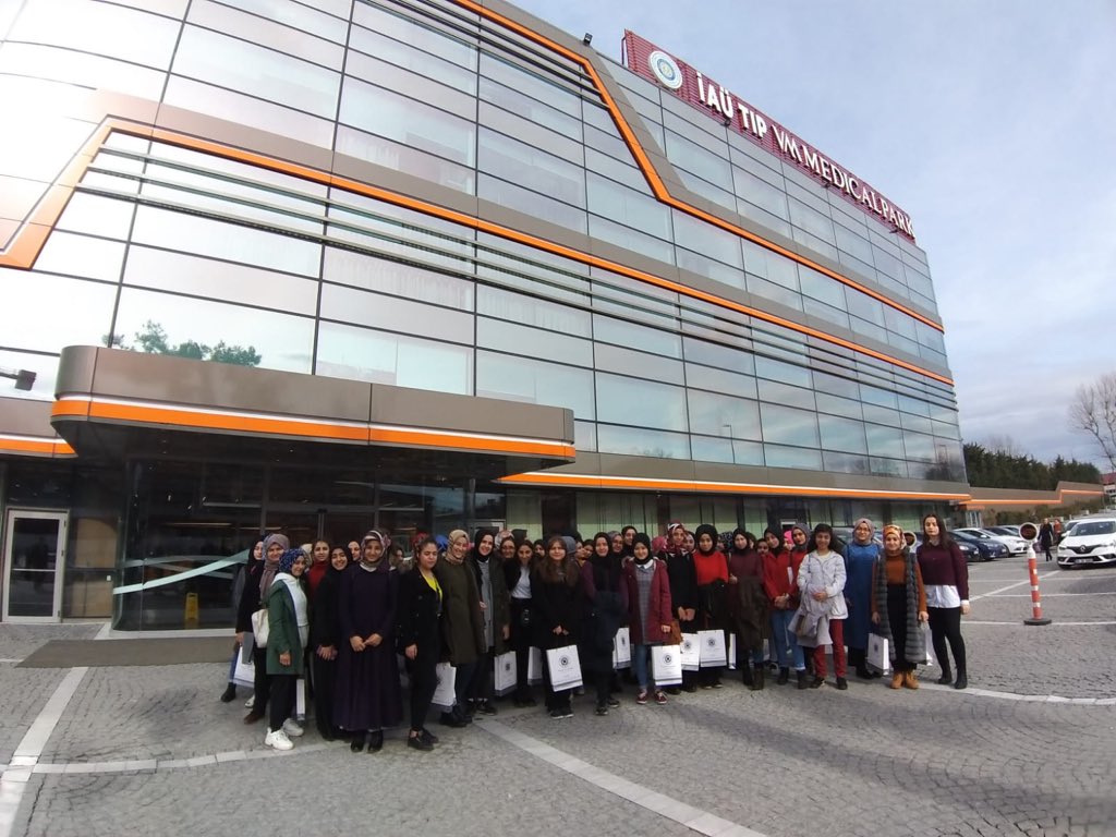 iau halkla iliskiler on twitter iau vm medicalpark florya hastanesi goz sagligi ve hastaliklari bolumu turkiye genclik vakfi ndan gelen 300 misafir ogrencimizin goz muayenelerini gerceklestirdi taramasi tamamlanan ogrenciler hastanemizin diger