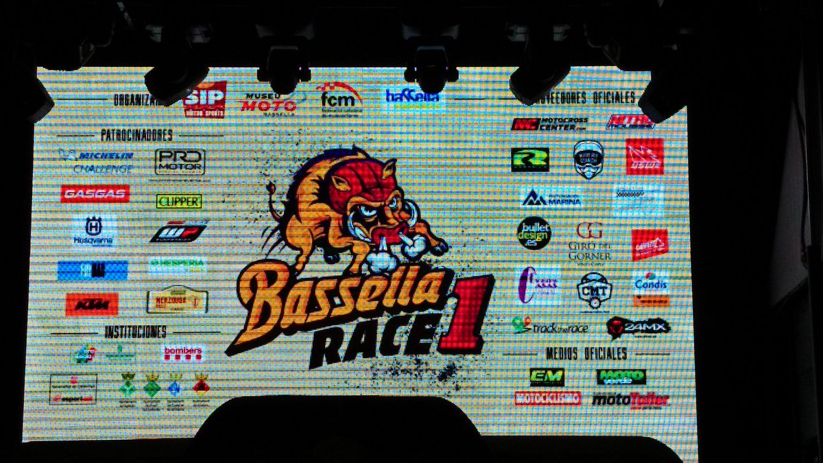Gran fin de semana en <a href="/baSSellaexperts/">baSSella experiences</a> Race1. 10 aniversario de la gran concentración de la moto de enduro. La organización es un lujo con 1300 pilotos compitiendo. Un año más he disfrutado a full y he acabado. Preciosa y exigente.Real enduro. + no se puede pedir. #BR1 #motoverde
