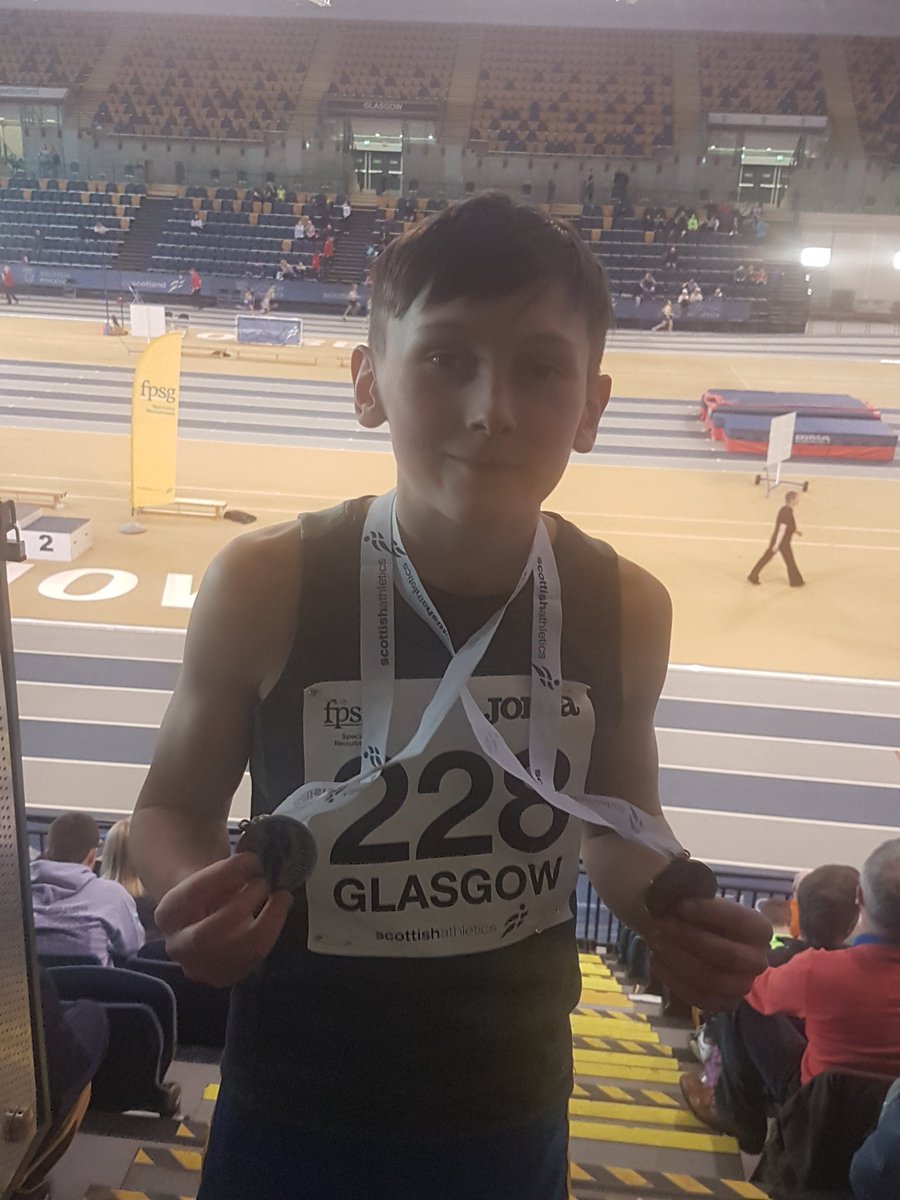 garethgettinby's tweet photo. What a fantastic weekend of races. Huge thanks to @scotathletics and volunteers for putting on such a good competition it is much appreciated. My son, Cameron, was delighted to come away with silver in 60m and gold in long jump u13! #FPSGAthetics @EmiratesArena https://t.co/d2ZdOzDqbS