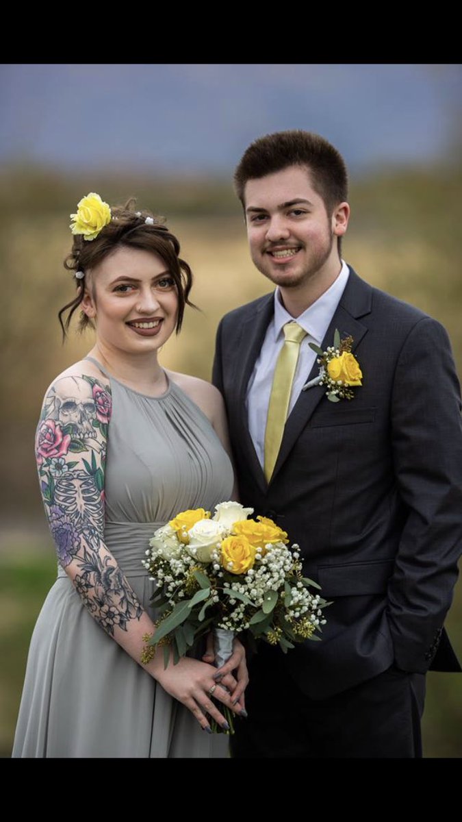 BreeeeeeeLou's tweet photo. My family is so beautiful!!!!!! @tylerpond123 @shaniquinn28 https://t.co/NGH4yyE6xS