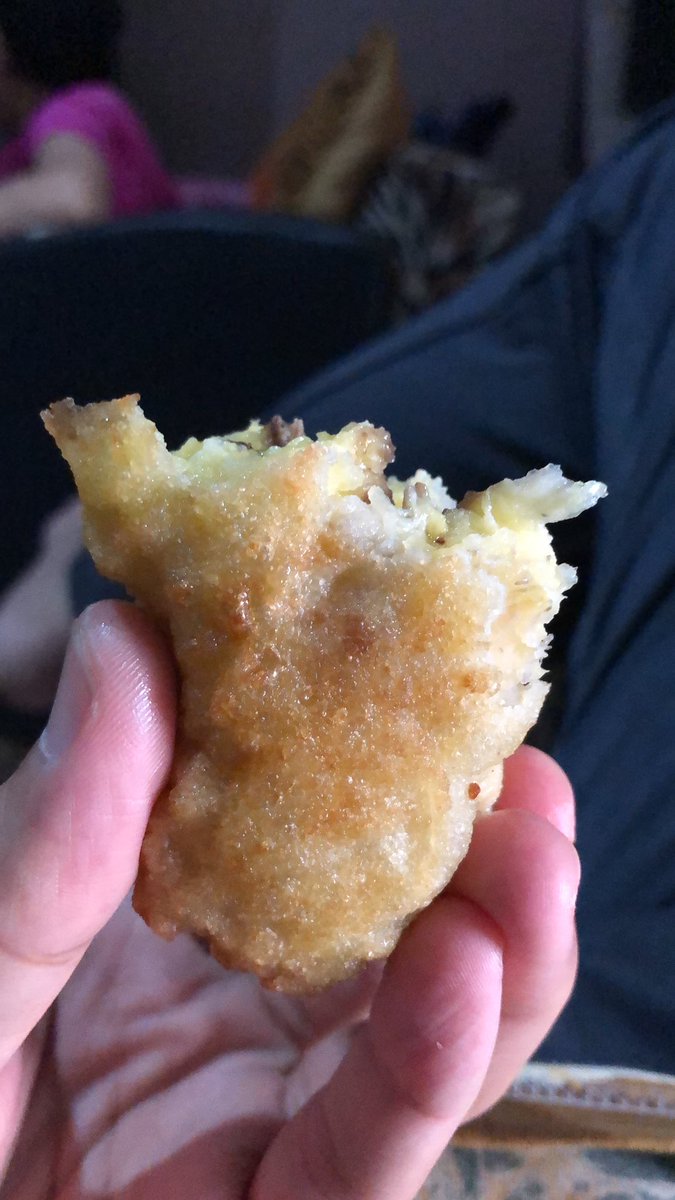 andriastea's tweet image. Mantul #pisgor