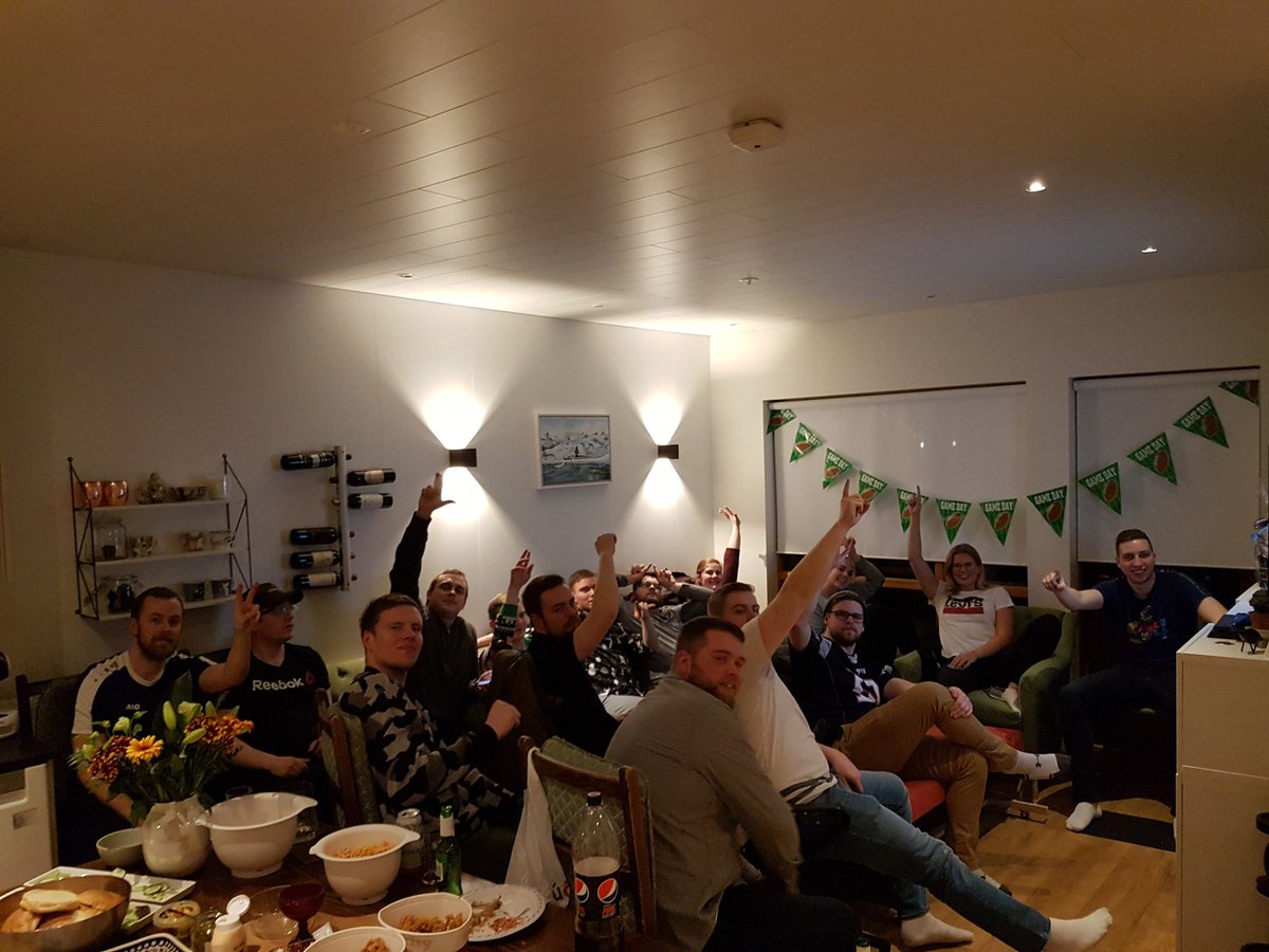 Allir á Selfossi eru #TeamPatriot #NFLÍsland #RamsVsPatriots